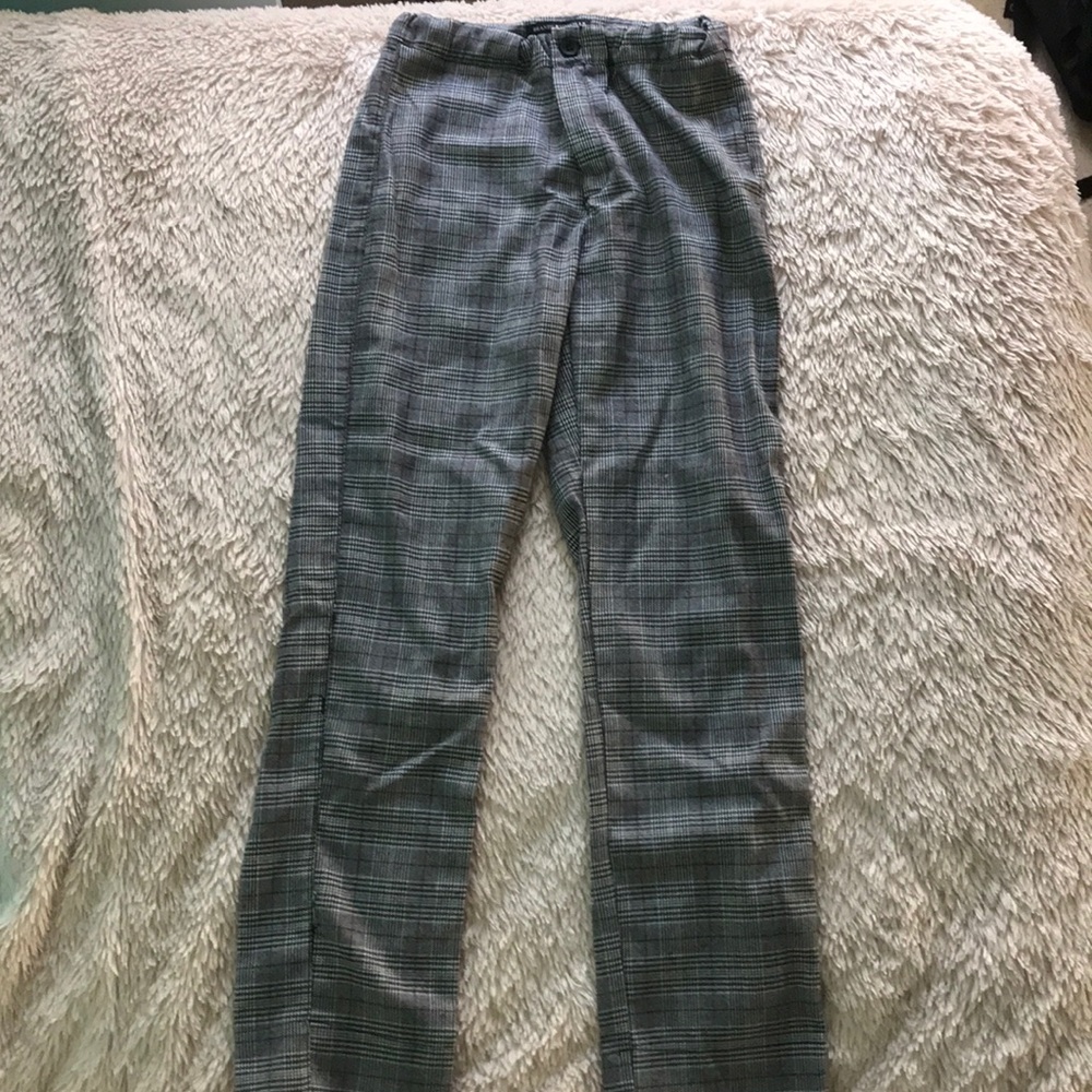 BRANDY MELVILLE patterned pants
